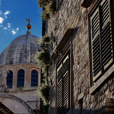 Lägenhet Charming Renovated Next To The Sea Šibenik
